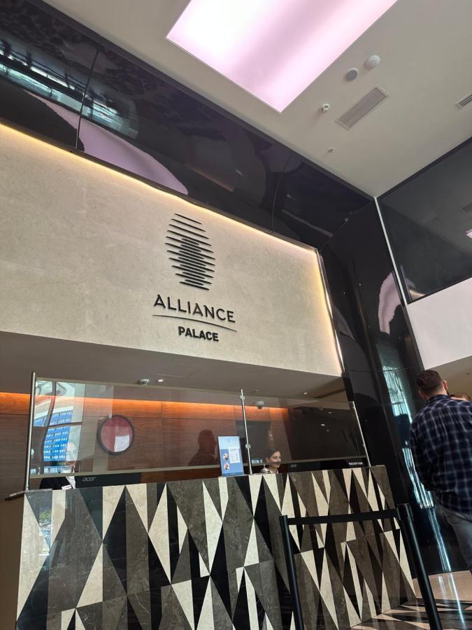 Alliance Palace Aparthotel By Marriott Batumi Eksteriør bilde