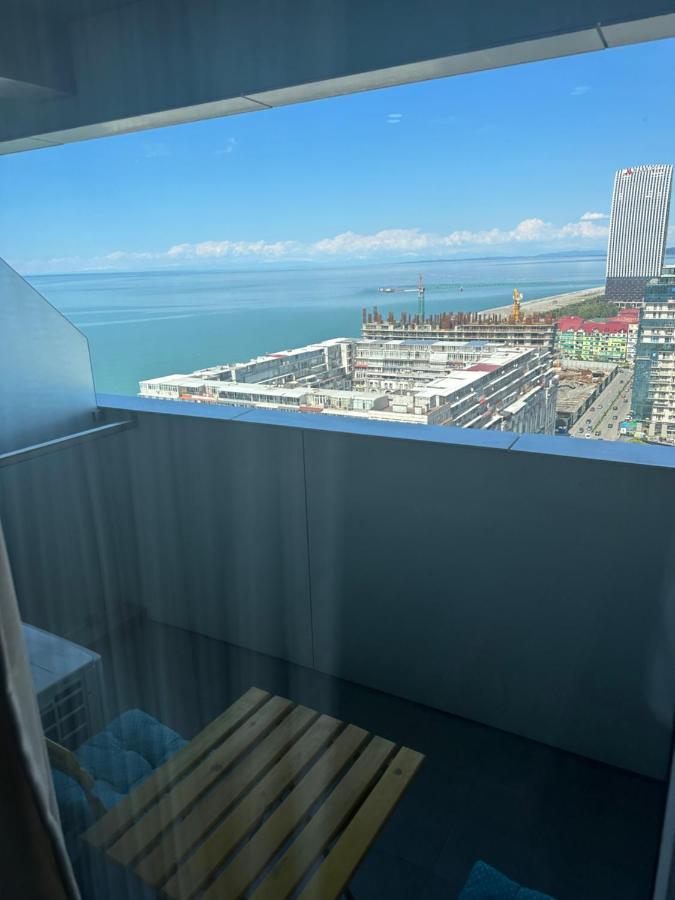 Alliance Palace Aparthotel By Marriott Batumi Eksteriør bilde