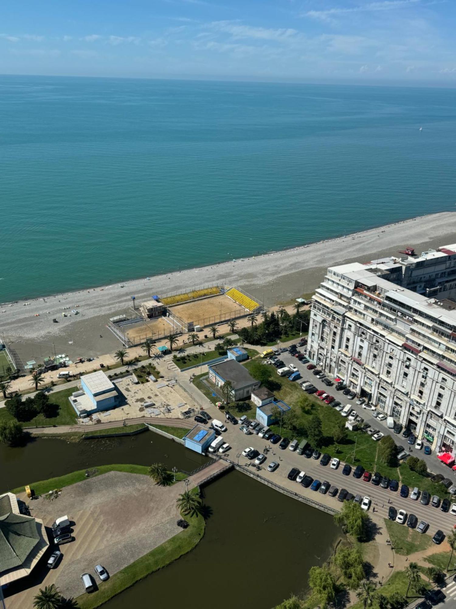 Alliance Palace Aparthotel By Marriott Batumi Eksteriør bilde